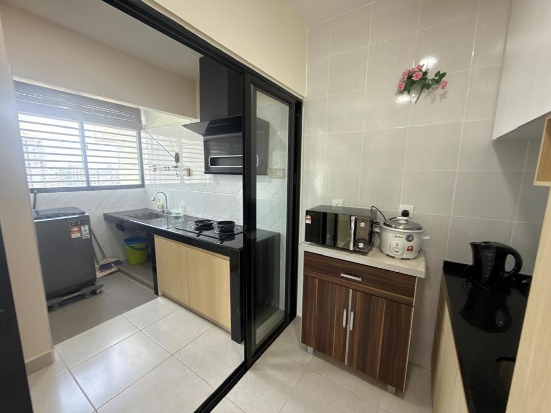 Kepong Luxury 3 3-11 Pax 3 Min To Desa Park Pangsapuri *